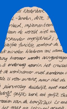 Hier is een silhouet afgebeeld van een vrouw afgebeeld. In het silhouet staat geschreven tekst, de achtergrond is blauw gekleurd. Pictured here is a silhouette of a woman. Inside the silhouette is written text, the background is coloured blue.