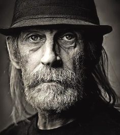 Zwart-wit portretfoto van Bert Meister