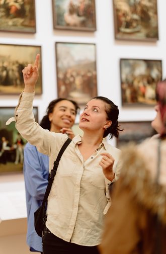 Groepsrondleiding op zaal Amsterdam Museum