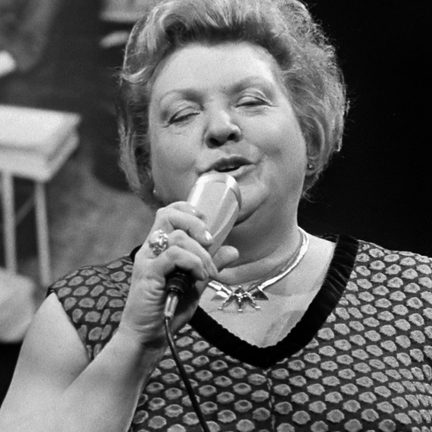 Tante Leen, TV-opnamen "Op losse groeven" van TROS 1971, Nationaal Archief (Wikimedia)