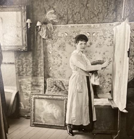 Betsy Westendorp-Osieck in haar atelier, ca. 1905, bron: RKD