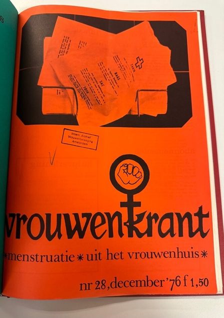 Vrouwenkrant Vrouwenhuis Amsterdam, themanummer menstruatie, december 1976, Atria Archief