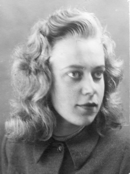 Toby Vos, 1942, foto uit familie archief