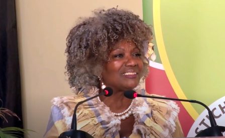 Gerda LentenHavertong in 2020, bron: ATV-Networks Suriname op Youtube (https://www.youtube.com/watch?v=my__2NG09Wk)
