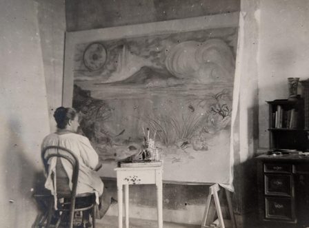 Marie Hubrecht working on the canvas Cambrian for the Amsterdam Girls' School April 1925 photo Heritage Leiden family archive Hubrecht