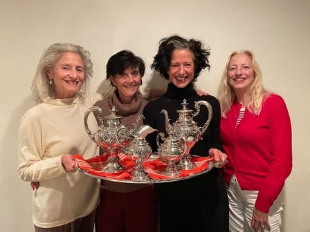 Patricia Blok met haar zussen Diana, Monica en Suzy Blok