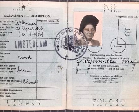 Truus’ paspoort van 11 november 1939.
