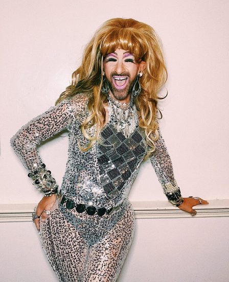 Australisch-Amsterdamse drag queen Jennifer Hopelezz (Richard Keldoulis), fotograaf Peter van Vught