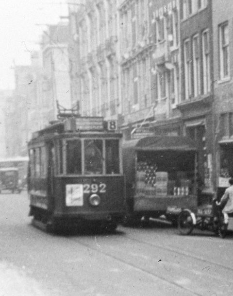 Tram 8