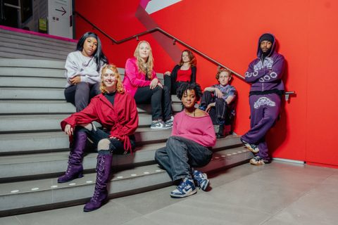 Groepsfoto jonge kunstenaars Amsterdam