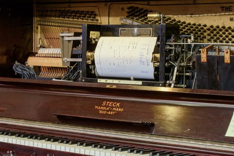 Pianola met blad