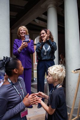 Ontvangst jubileumpenning van Amsterdam, Francoise Bolechowski