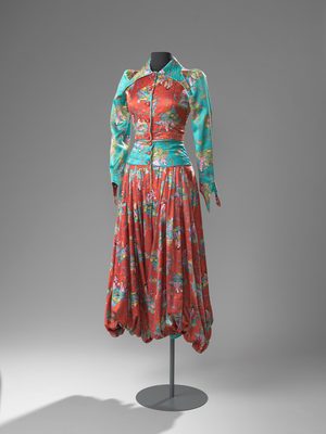 Design by Fong Leng, worn by Mathilde Willink, Amsterdam Museum collection