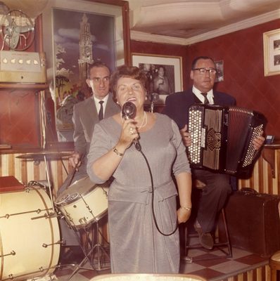 Tante Leen Nationaal Archief Collectie Spaarnestad Wout van de Hoef
